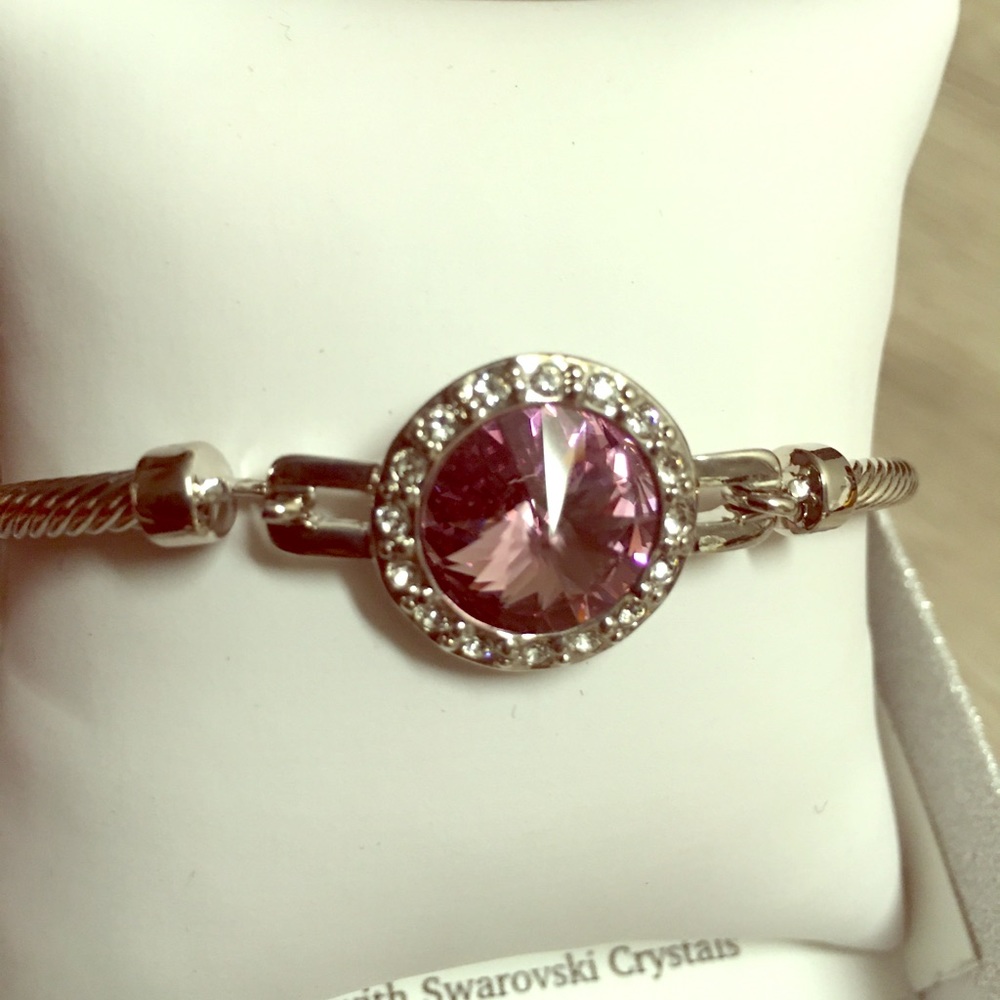 Bracelet w/ Swarovski